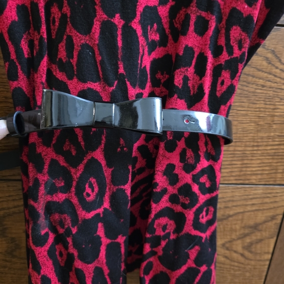 Like new INC petite red leopard belted top. - Picture 2 of 5